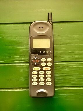 AUDIOVOX VINTAGE PHONE